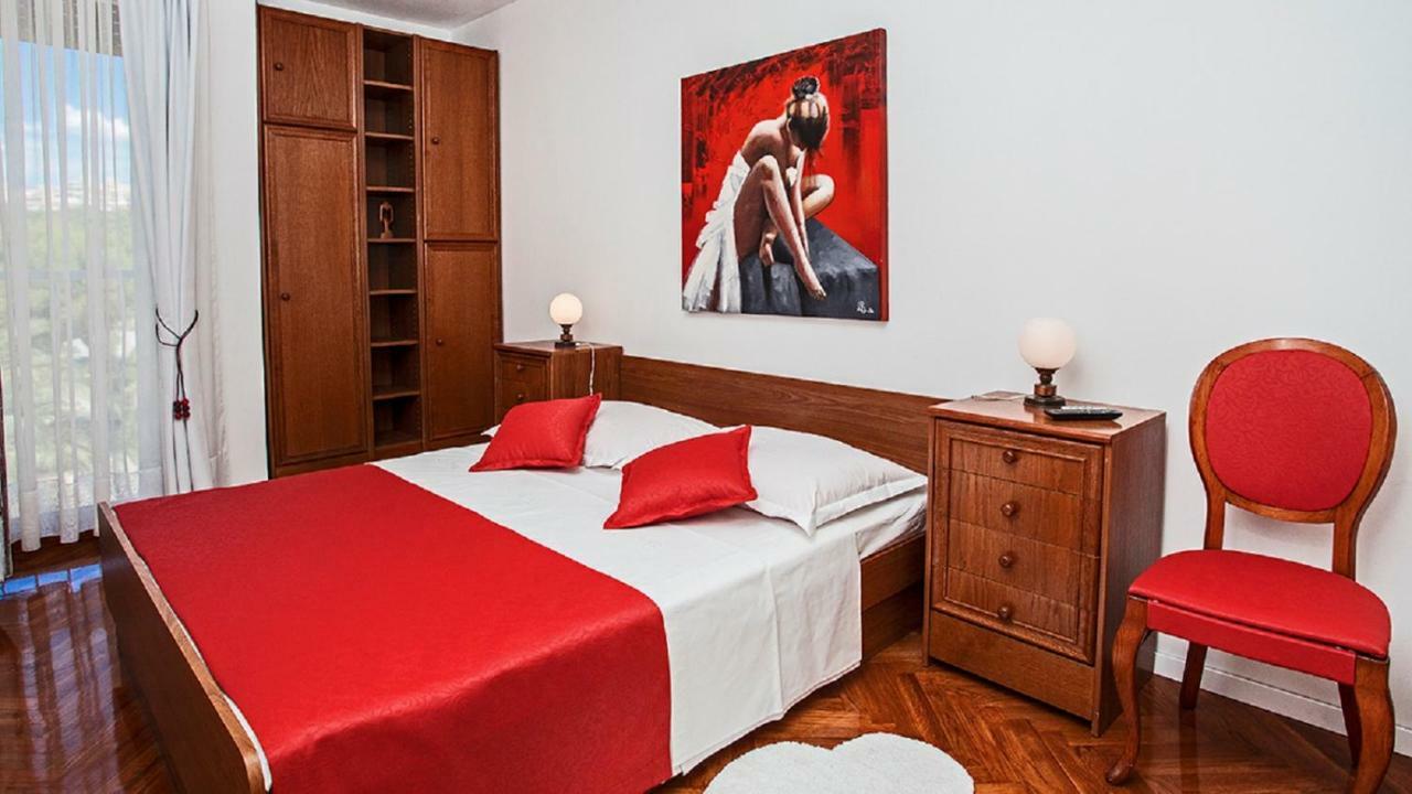 Apartment Milana - Cozy Stay With Free Parking Split Kültér fotó